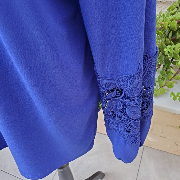 DENNIS BASSO Blouse 2/$ 30 - Picture 3 of 10